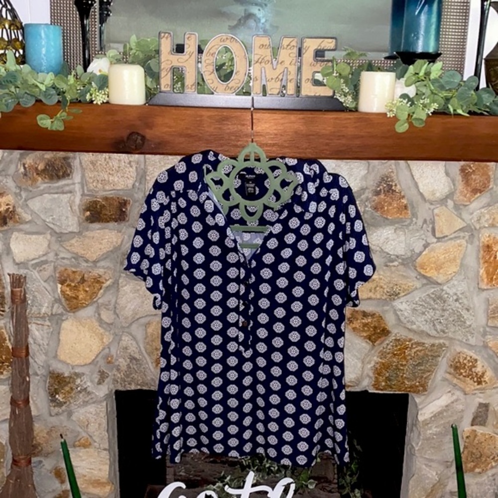 Alfani Womens Blue And White Top